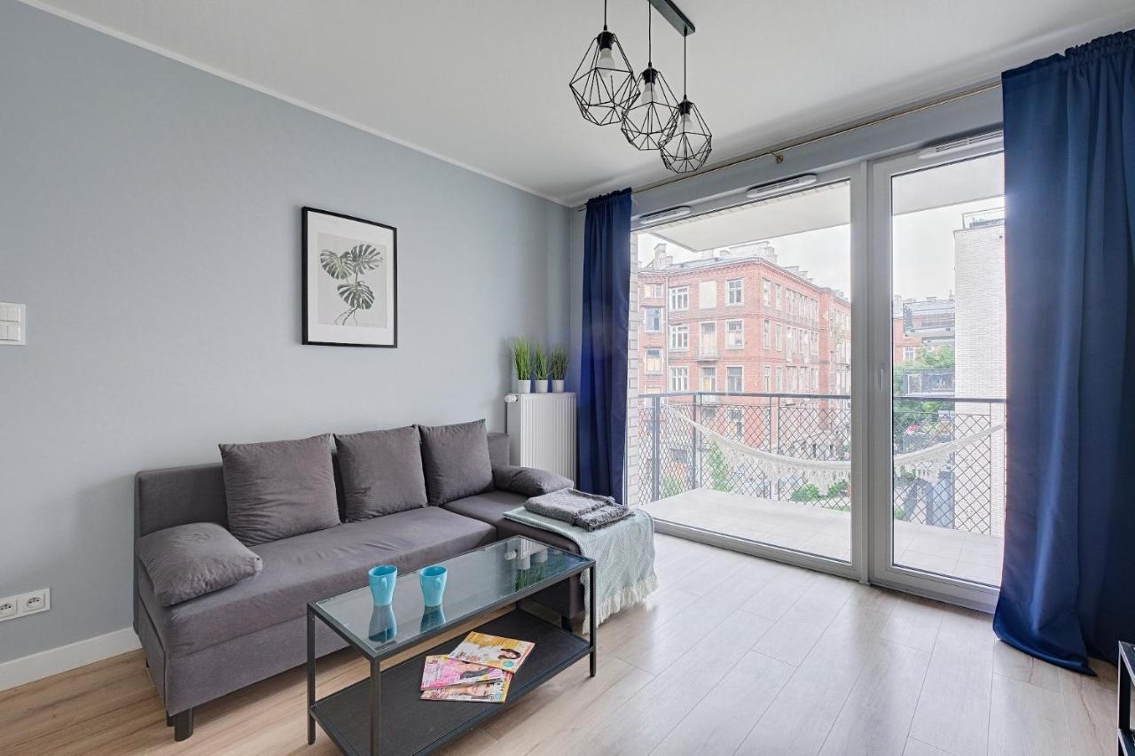 2Br Apt Strzelecka 24 With Balcony Διαμέρισμα Βαρσοβία Εξωτερικό φωτογραφία